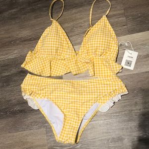 NWT Cupshe yellow gingham ruffled bikini